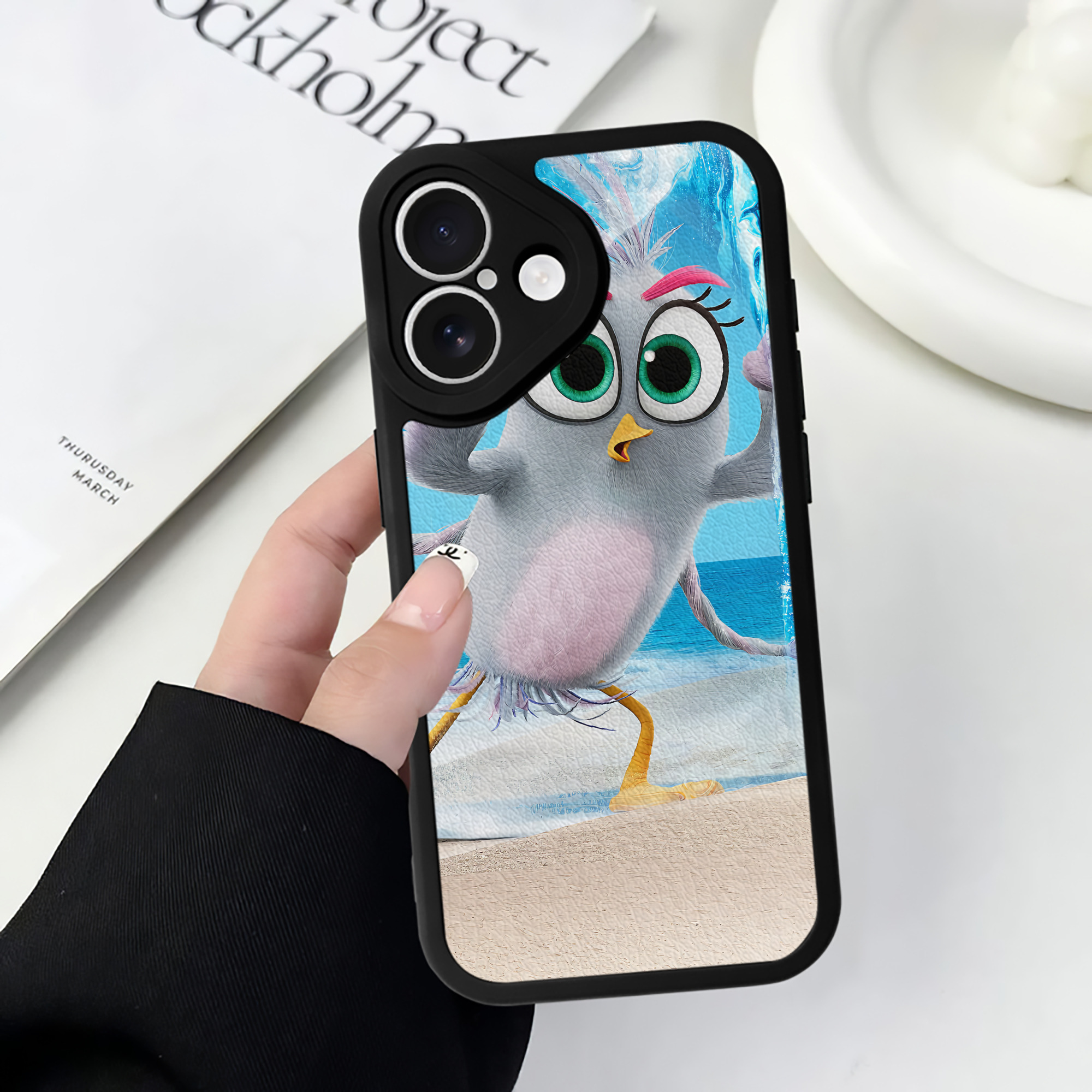 （画像用） Angry Birds アングリーバード 【iPhone 16シリーズ対応】シリコンスマホケース（レザー調） 材質：シリコン